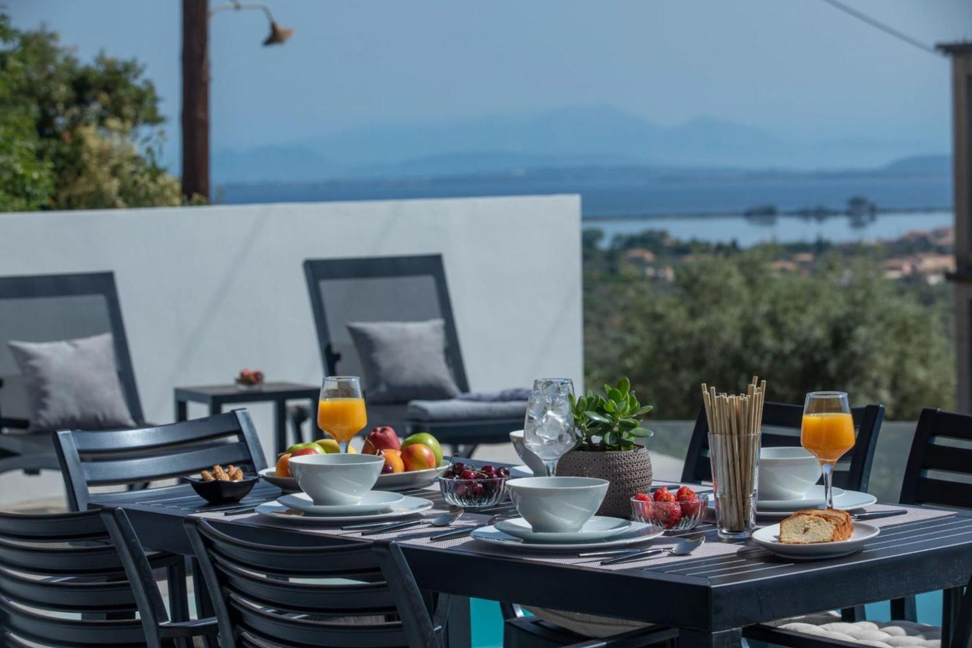 Aloft Luxury Villas Lefkada - Heated Pool Apolpaina Экстерьер фото