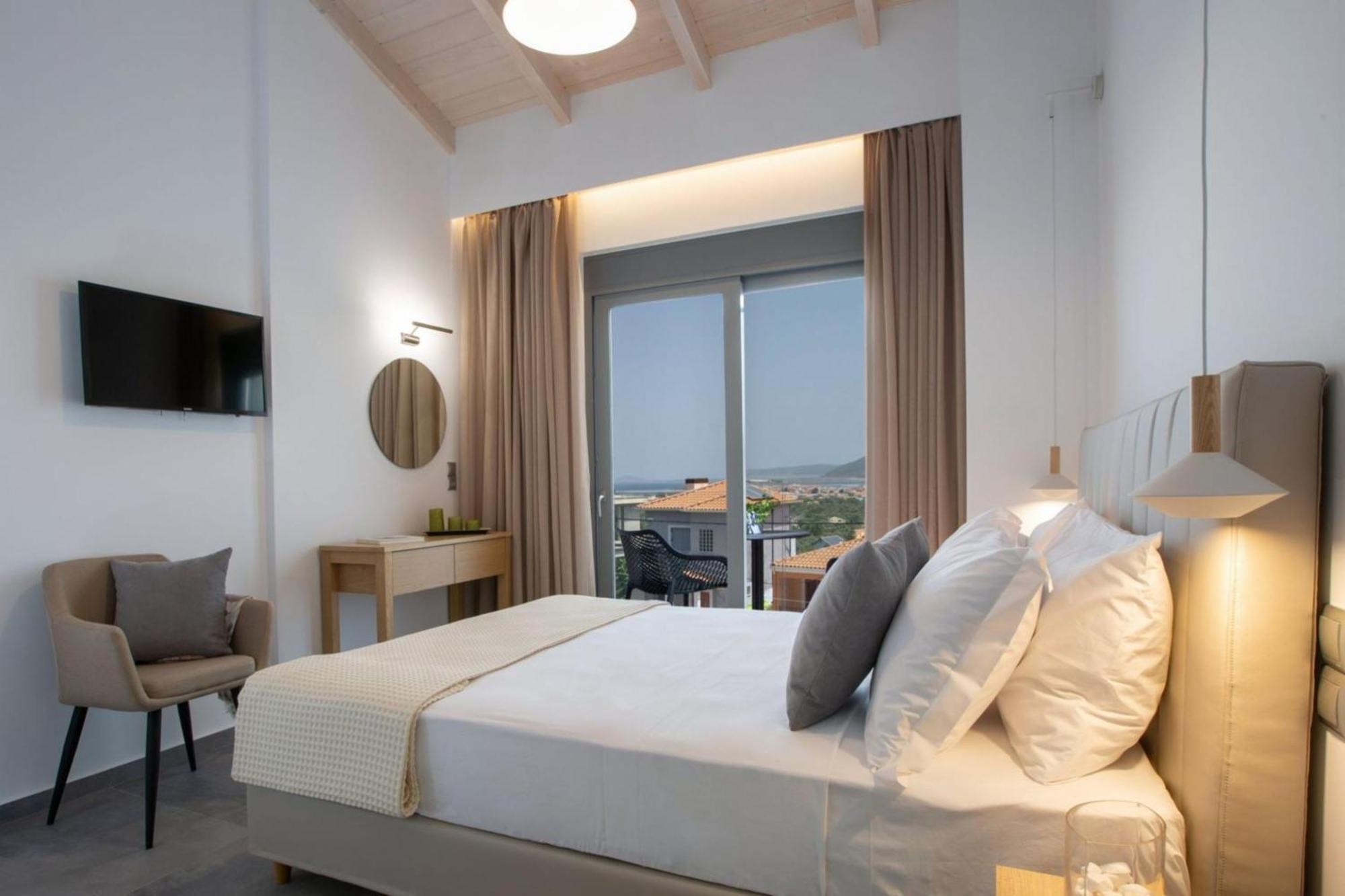 Aloft Luxury Villas Lefkada - Heated Pool Apolpaina Экстерьер фото
