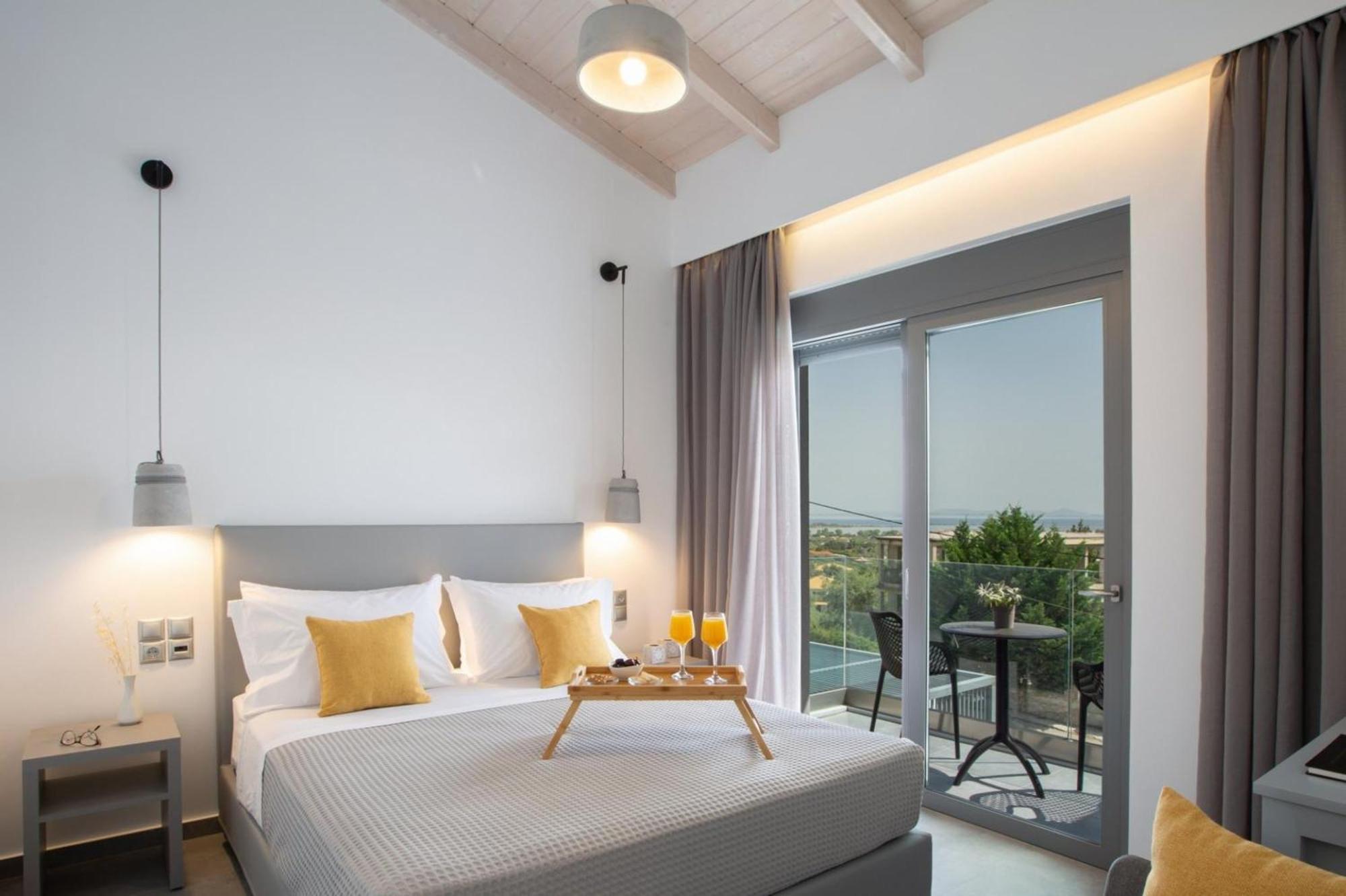 Aloft Luxury Villas Lefkada - Heated Pool Apolpaina Экстерьер фото
